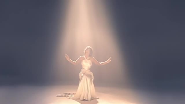 Whitney Houston - I Look To You