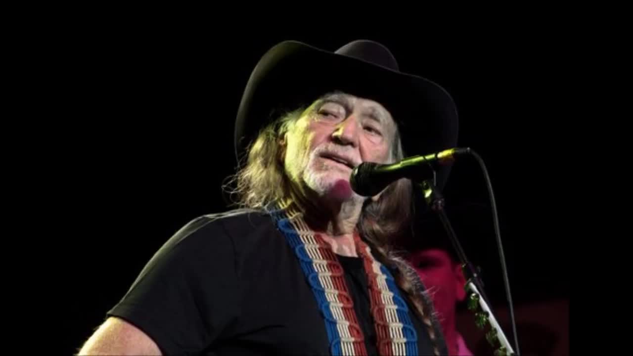 Willie Nelson - Last Thing I Needed First Thing This Morning