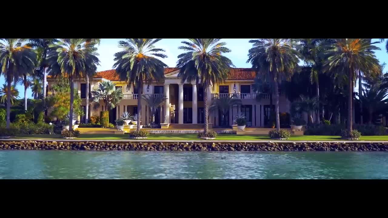 YFN Lucci - Everyday We Lit