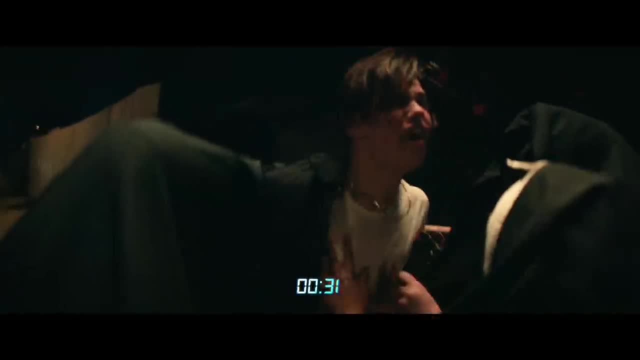 Yungblud - 11 Minutes (feat. Travis Baker)