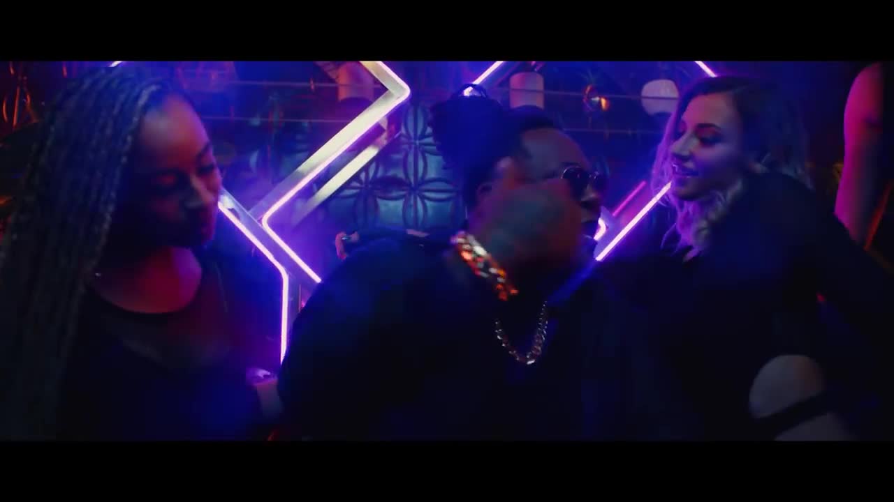 Zion & Lennox - La Player (Bandolera)