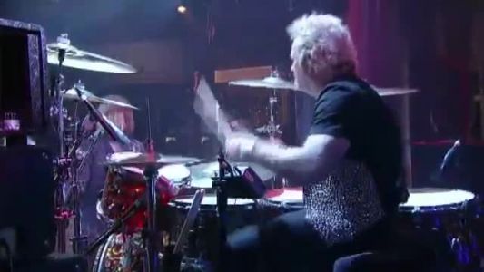 Aerosmith - Train Kept A Rollin'