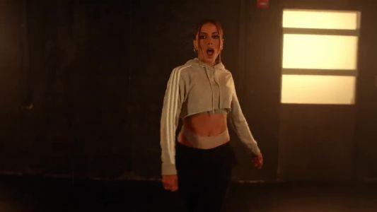 Anitta - Envolver