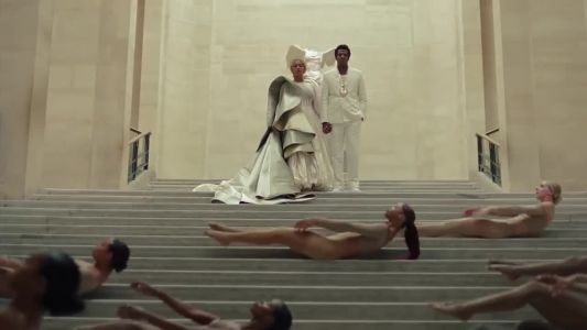 APES**T - THE CARTERS