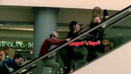 Avril Lavigne - Complicated