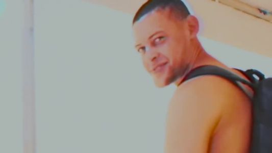 Bad Bunny - Estamos bien