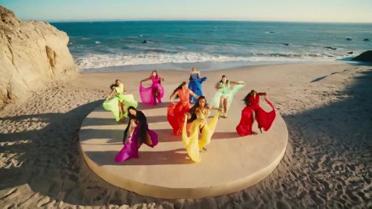 Cardi B - Bongos (feat. Megan Thee Stallion)
