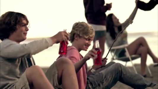 Cody Simpson - iYiYi