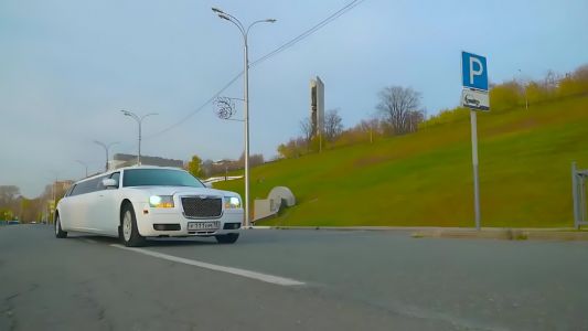 Даня Милохин - Дико тусим