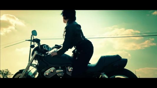 Demi Lovato - Confident