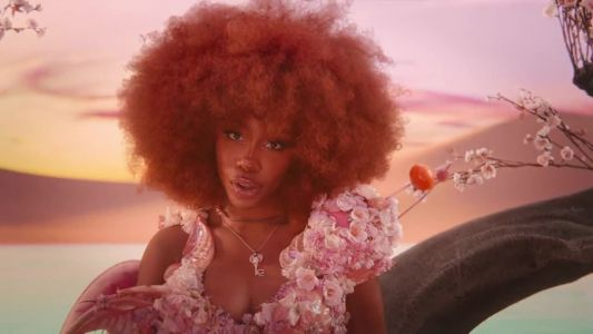 Doja Cat - Kiss Me More