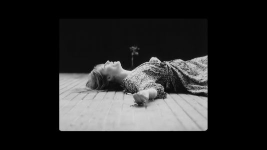 Florence + the Machine - Sky Full of Song