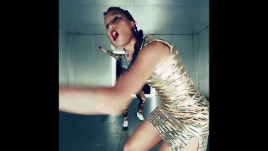 Icona Pop - Emergency