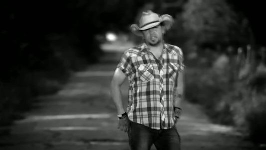 Jason Aldean - Dirt Road Anthem