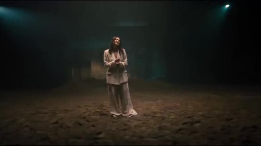 Julia Michaels - Little Did I Know