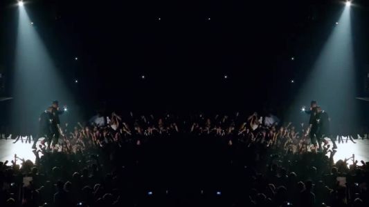 Kanye West - Ni**as in Paris