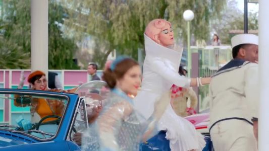 Katy Perry - Chained to the Rhythm