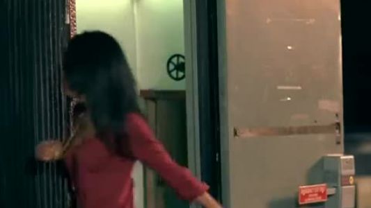 Kelly Rowland - Daylight (feat. Travis McCoy)
