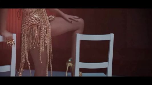 Kylie Minogue - Get Outta My Way