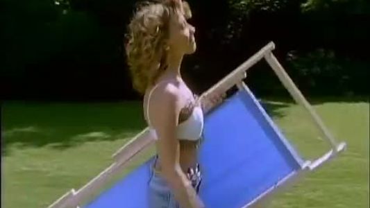 Kylie Minogue - Wouldn't Change a Thing