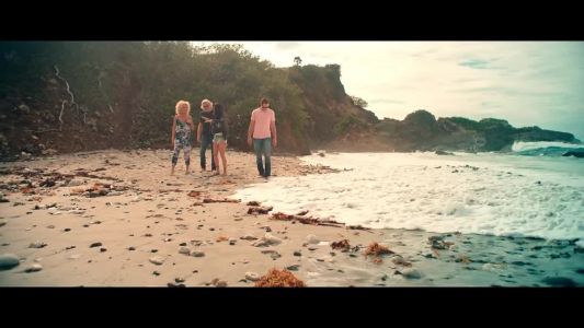 Little Big Town - Pain Killer