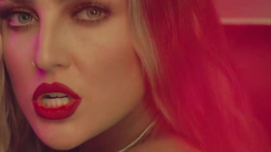 Little Mix - Reggaeton Lento