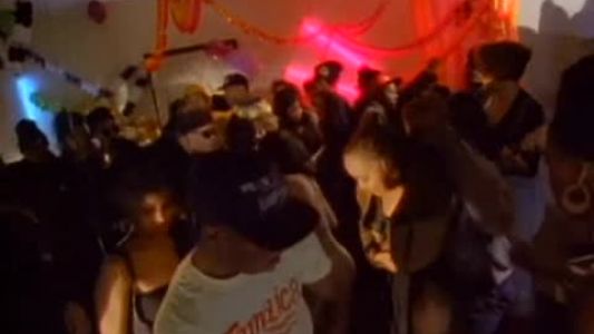 LL Cool J - Jingling Baby