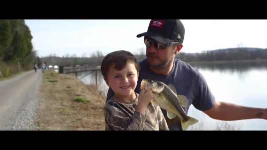 Luke Bryan - Huntin’, Fishin’ and Lovin’ Every Day