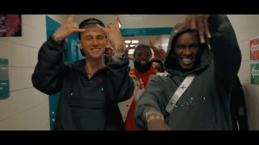 Machine Gun Kelly - Bullets With Names