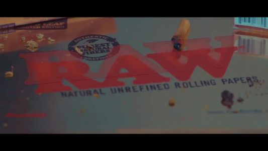 Machine Gun Kelly - Golden God