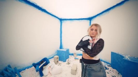 Meghan Trainor - Whoops