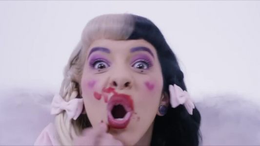 Melanie Martinez - Sippy Cup