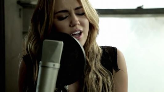 Miley Cyrus - You're Gonna Make Me Lonesome When You Go