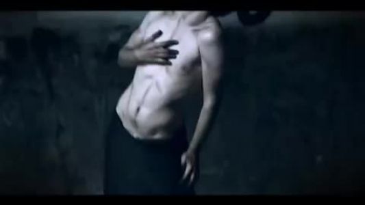 Model - Pembe Mezarlık
