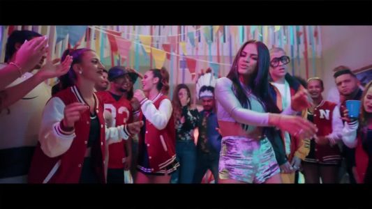 Natti Natasha - Amantes de Una Noche 