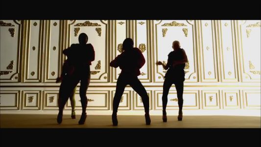 Nicki Minaj - Stupid Hoe