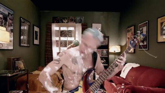Red Hot Chili Peppers - Look Around