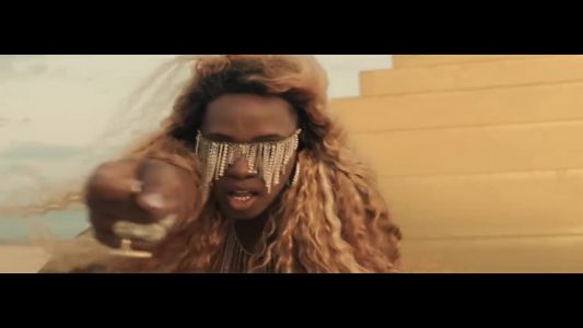 Remy Ma - Cookin