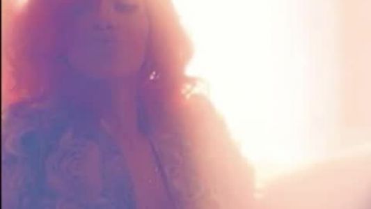Rihanna - Skin