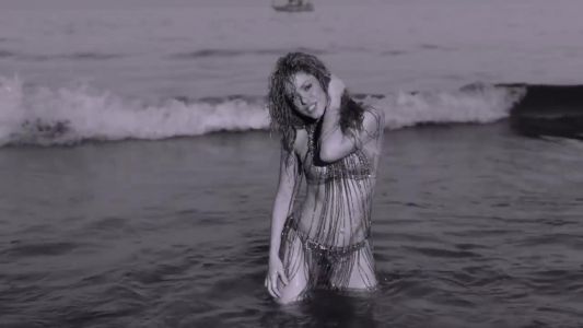 Shakira - Clandestino