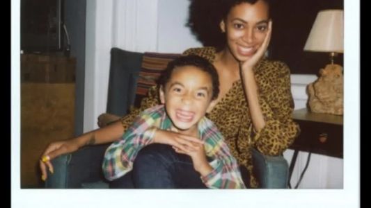 Solange - Sky Away