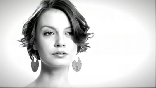 Sylwia Grzeszczak - Mijamy Sie