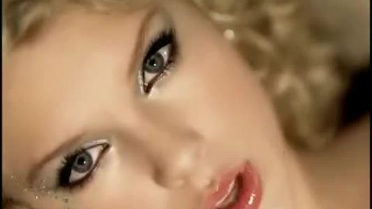 Taylor Swift - Teardrops on My Guitar