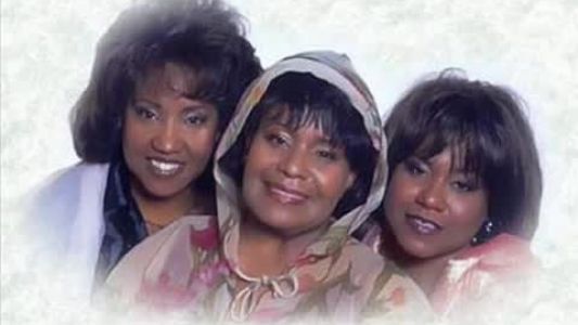 The Emotions - What Do the Lonely Do at Christmas