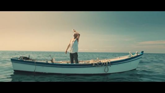 Tom Walker - Leave A Light On