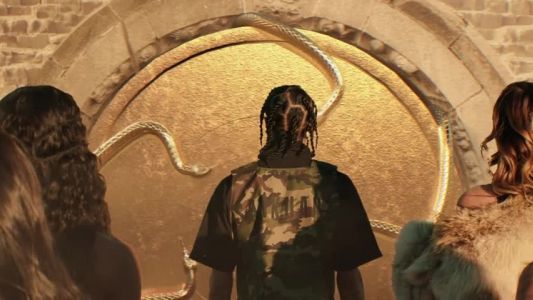 Tyga - Floss In The Bank