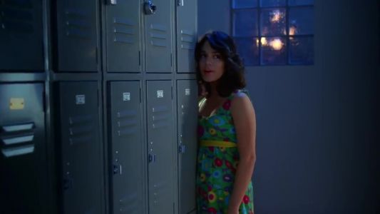Vanessa Hudgens - Gotta Go My Own Way