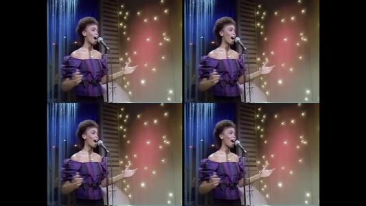 Whitney Houston - I’ll Be Home for Christmas