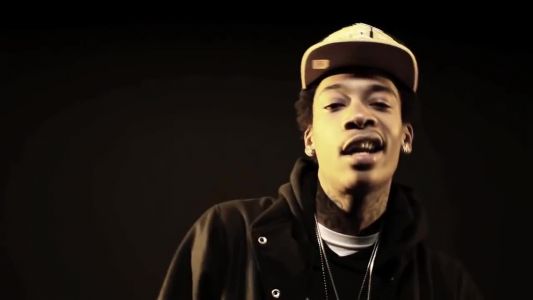 Wiz Khalifa - Black And Yellow